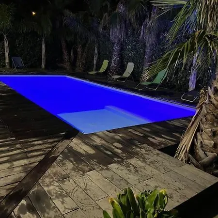 Rdc D'architecte Avec Piscine Privee Агд